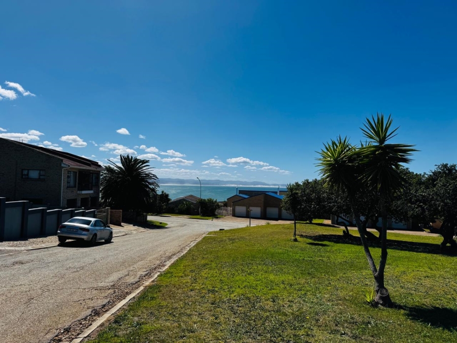 0 Bedroom Property for Sale in Wavecrest Eastern Cape